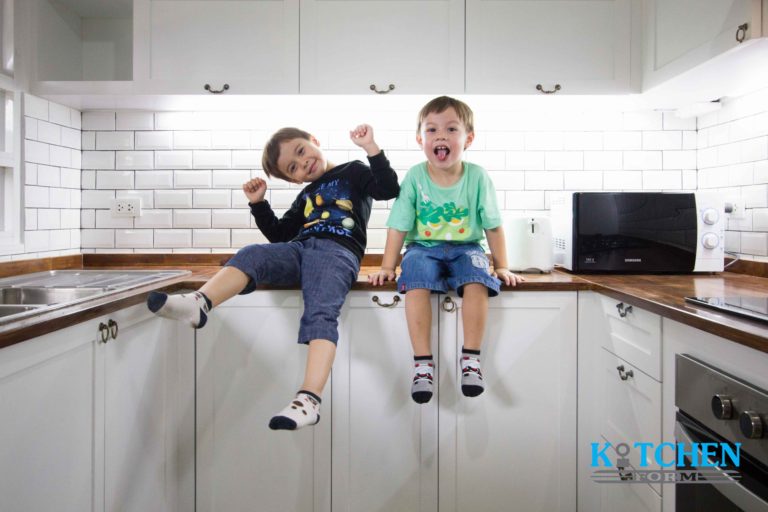 ชุดครัวบิ้วท์อินสไตล์โมเดิร์นวินเทจ  by Kitchen form