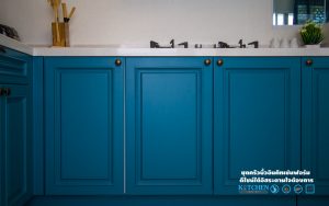 หน้าบานสีฟ้าเข้ม, Classic Kitchen : ชุดครัวคลาสสิคเบาๆ ใส่ของได้จุใจ, หน้าบานคลาสสิค