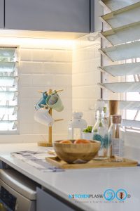 U Shape Kitchen ชุดครัวเรียบๆ, ผนังกันคราบ,