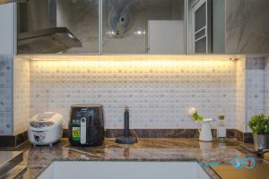 Modern Luxury Kitchen ครัวโทนขาว สไตล์โมเดิร์นสุดหรู, ชุดครัวบิ้วอิน, ชุดครัวตัวยู, ที่จัดเตรียมอาหาร,
