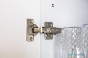 ครัวไทยสไตล์โมเดิร์น บิ้วอินทับโครงปูนสุดแกร่ง, ชุดครัวบิ้วอิน, ครัวไทย, ชุดครัวสไตล์โมเดิร์น, บานพับแบบถ้วย, บานพับ Soft Close,