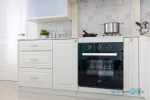 English Classic Kitchen ชุดครัวสไตล์อังกฤษ สุดคลาสสิกครีมมี่โทน, ชุดครัวบิ้วอิน, ชุดครัวสไตล์คลาสสิก, ชุดครัวสไตล์อังกฤษ, ครัวตัวแอล, ครัวโทนสีครีม, โซนทำอาหาร, เครื่องใช้ไฟฟ้า, เตาอบแบบบิ้วอิน, เตาอบแบบฝั่ง,