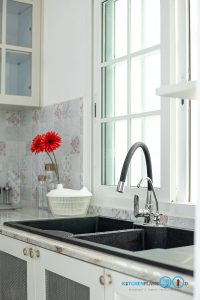 English Classic Kitchen ชุดครัวสไตล์อังกฤษ สุดคลาสสิกครีมมี่โทน, ชุดครัวบิ้วอิน, ชุดครัวสไตล์คลาสสิก, ชุดครัวสไตล์อังกฤษ, ครัวตัวแอล, ครัวโทนสีครีม, โซนทำอาหาร, เครื่องใช้ไฟฟ้า, อ่างล้างจาน, ซิงค์ล้างจาน,