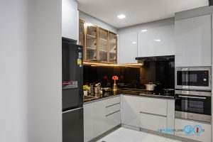 Modern I-Shape Hi-Gross ชุดครัวหน้าบานเงาสุดโมเดิร์น, ครัวไฮกรอส, ชุดครัวสีเทา, ครัวสีเทาไฮกรอส, ชุดครัวตัวแอล, L-Shape Kitchen, ชุดครัวกันน้ำกันปลวก, ชุดครัวพลาสวูด,