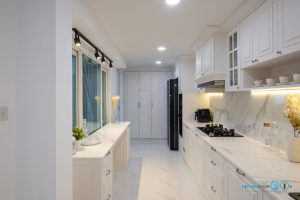 Luxury Classic Kitchen ชุดครัวโทนขาวสไตล์คลาสสิคดีไซน์หรู, ชุดครัว, ชุดครัวบิ้วอิน ชุดครัวสไตล์คลาสสิค ชุดครัวโทนสีขาว, เฟอร์นิเจอร์ชุดครัวบิ้วอิน, ตกแต่งภายใน, ชุดครัวกันน้ำกันปลวก, Kitchen, Kitchendesign, Kitchenbuiltin, Kitchenform,