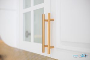 ชุดครัวคลาสสิกโทนขาวล้วน, Luxury White, Luxury Design, ชุดครัวบิ้วอิน, ชุดครัวสไตล์คลาสสิก, Kitchen, Kitchen Classic, Kitchenform, คิทเช่นฟอร์ม, ชุดครัวกันน้ำกันปลวก100%, 